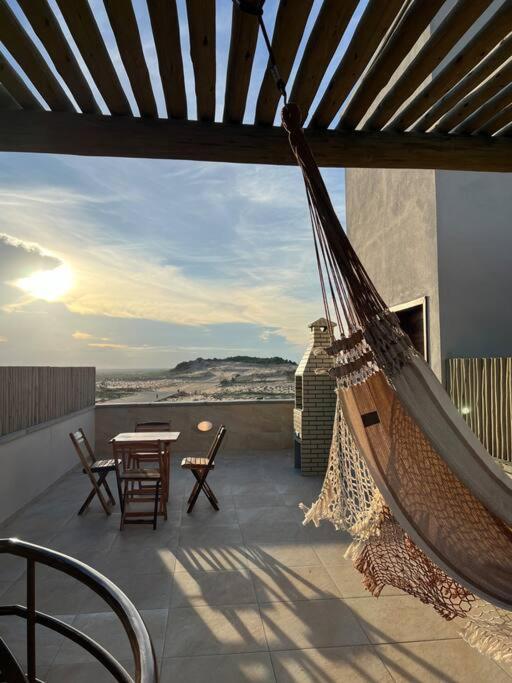 Flat Canoa Quebrada Com Terraco